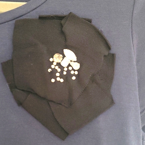 Ann Taylor M Embellished Flower Top - Picture 3 of 6